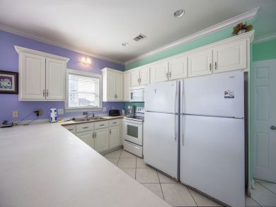 Beachfront  Duplex with Pool Accommodates 25 Guests